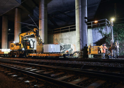 Erkundungsbohrungen während laufendem Bahnbetrieb